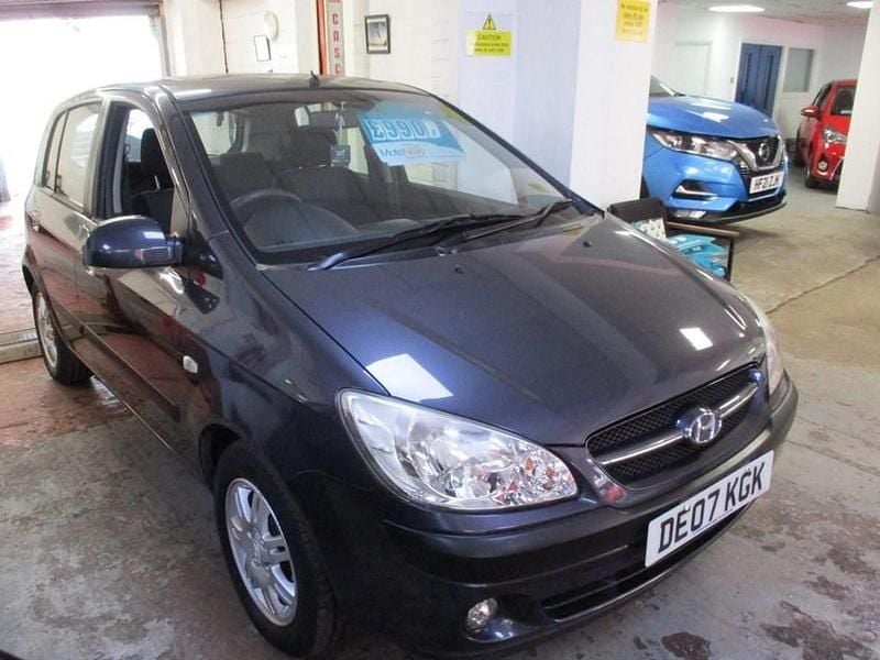 Used Hyundai Getz 97 HP (71 kW) 2007 Grey Hatchback