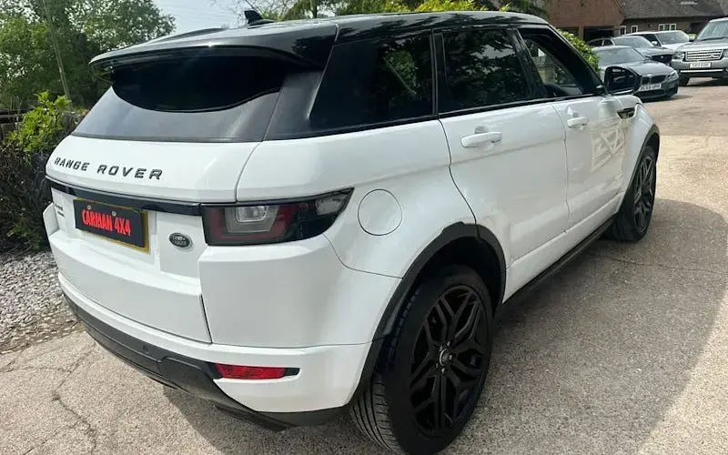 Used Land Rover Range Rover evoque HSE Dynamic 179 HP (131 kW) 2018 Hatchback