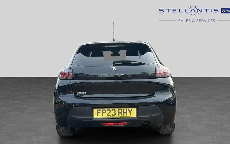 Used Peugeot 208 Active+ 75 HP (55 kW) 2023 Black Hatchback