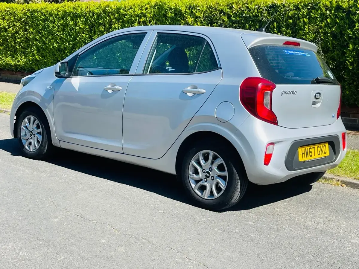 Second-hand Kia Picanto 2017 Argintiu Hatchback