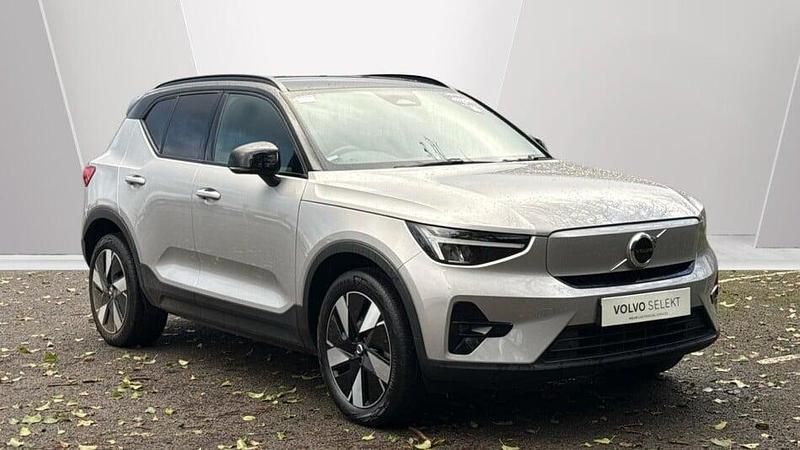 Silver Used 2025 Volvo EX40 Plus SUV | £32,414 (Fair price) - Image 1/3