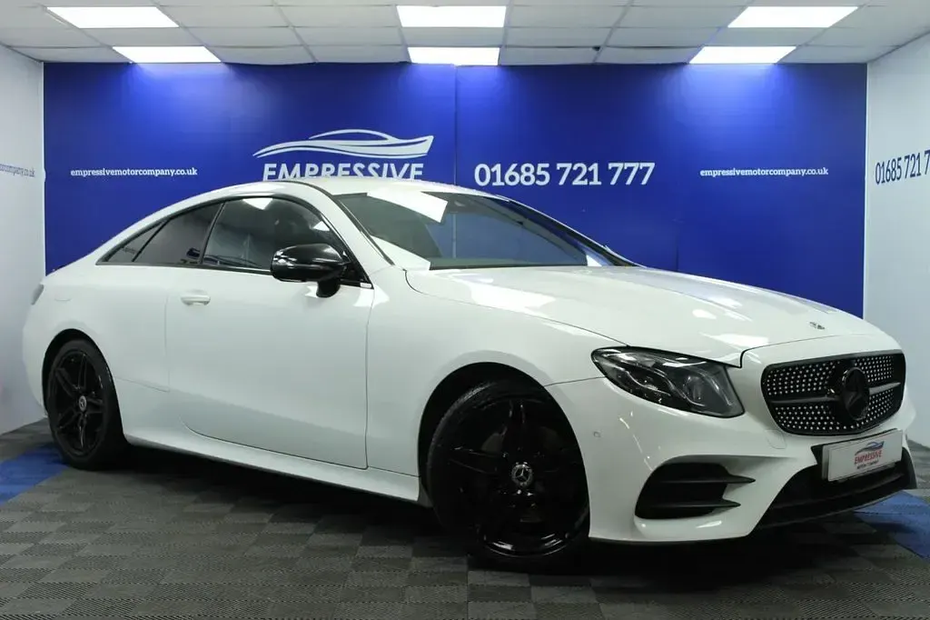 Used Mercedes E220 AMG line 194 HP (142 kW) 2019 White Coupe