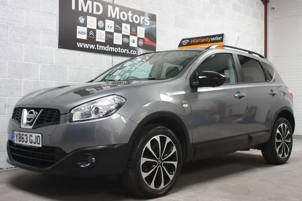Used Nissan Qashqai 360º 110 HP (80 kW) 2013 Grey SUV