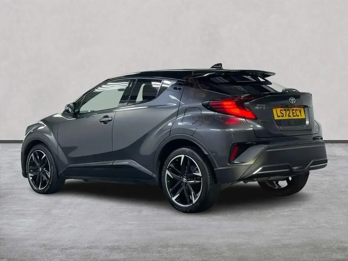 Second-hand Toyota C-HR Sport 140 CP (102 kW) 2023 Gri SUV