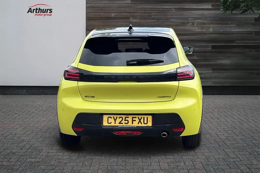 Used Peugeot 208 GT 99 HP (72 kW) 2025 Yellow Hatchback