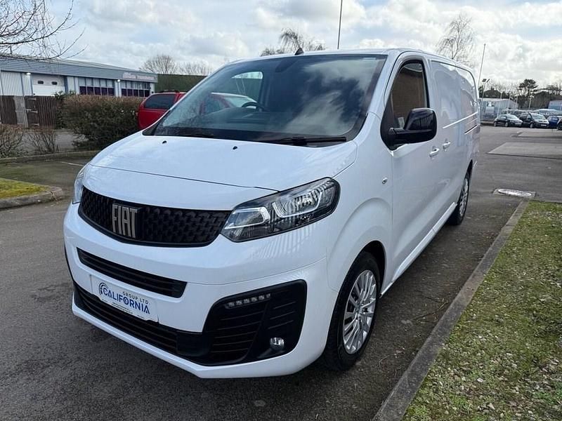 Used Fiat Scudo S 120 HP (88 kW) 2023 White Van
