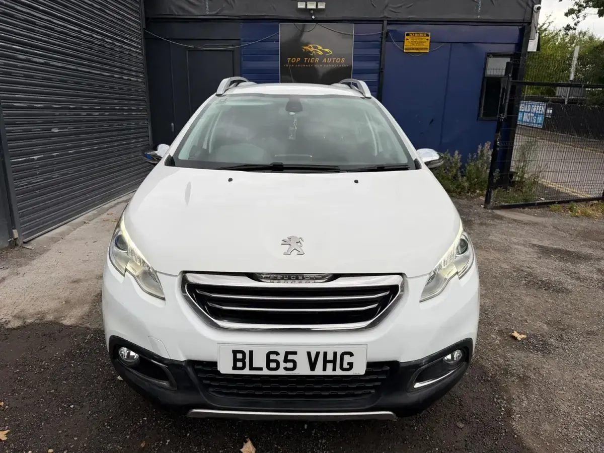 Used Peugeot 2008 Allure 97 HP (71 kW) 2016 White SUV
