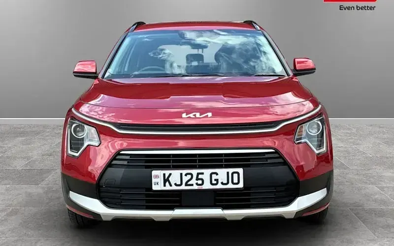 Used Kia Niro 129 HP (94 kW) 2025 Red SUV
