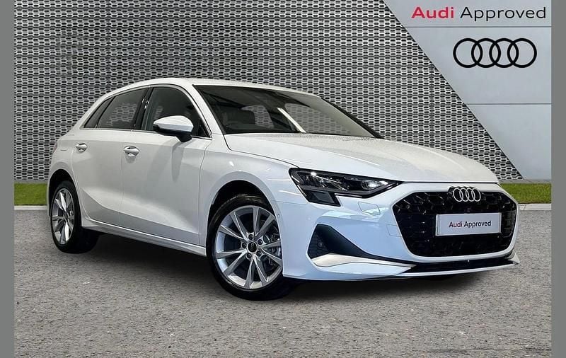 White Used 2025 Audi A3 e-tron Sport Hatchback | £28,999 (Super price) - Image 1/4