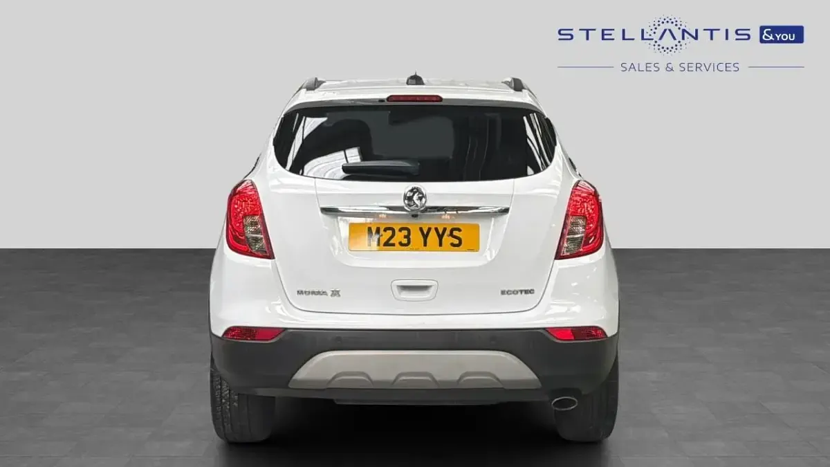 Used Vauxhall Mokka X Design Edition 138 HP (101 kW) 2018 White SUV
