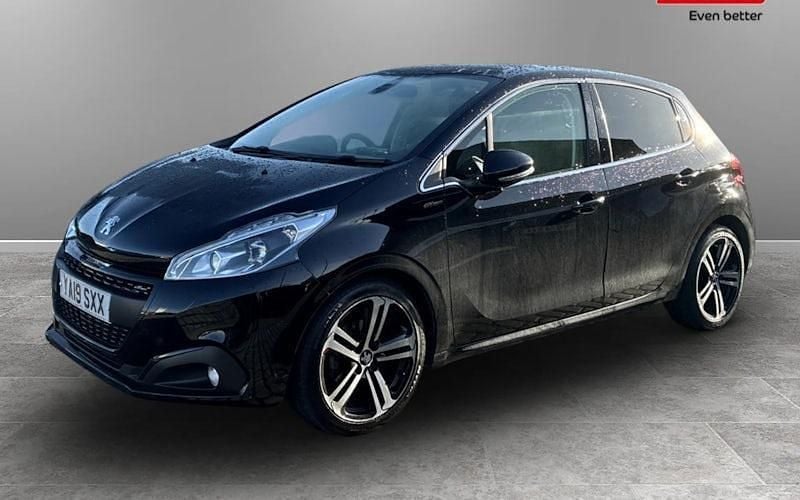 Used Peugeot 208 GT-line 109 HP (80 kW) 2019 Hatchback