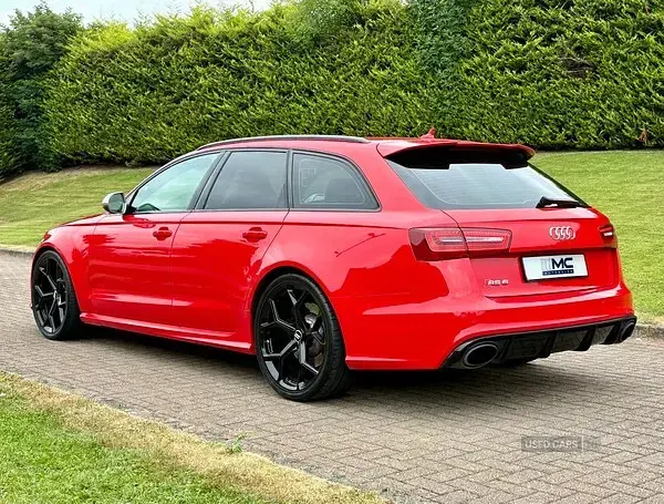Used Audi RS6 Performance 2014 Red Estate