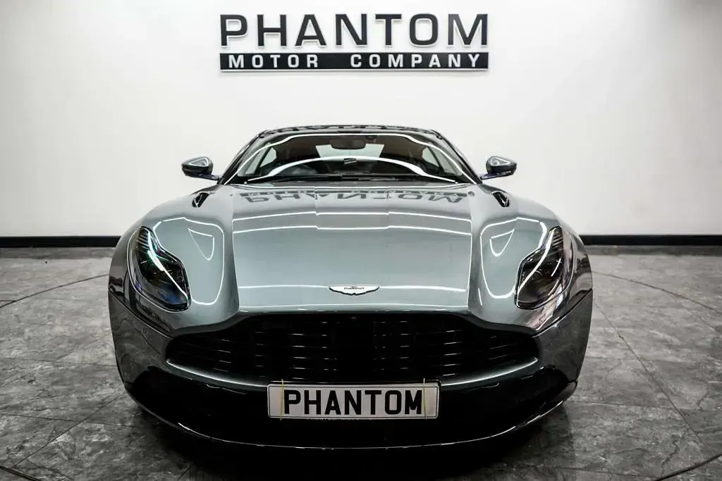 Used Aston Martin DB11 510 HP (375 kW) 2018 Green Coupe