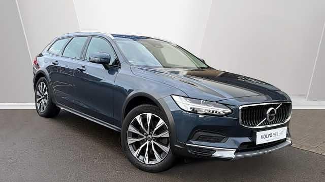 Used Volvo V90 CC 247 HP (181 kW) 2022 Estate