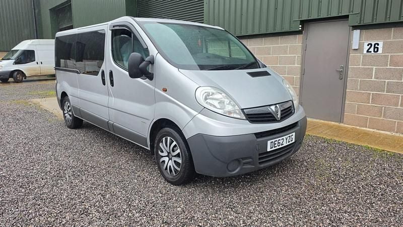 Used Vauxhall Vivaro 115 HP (84 kW) 2012 Silver MPV