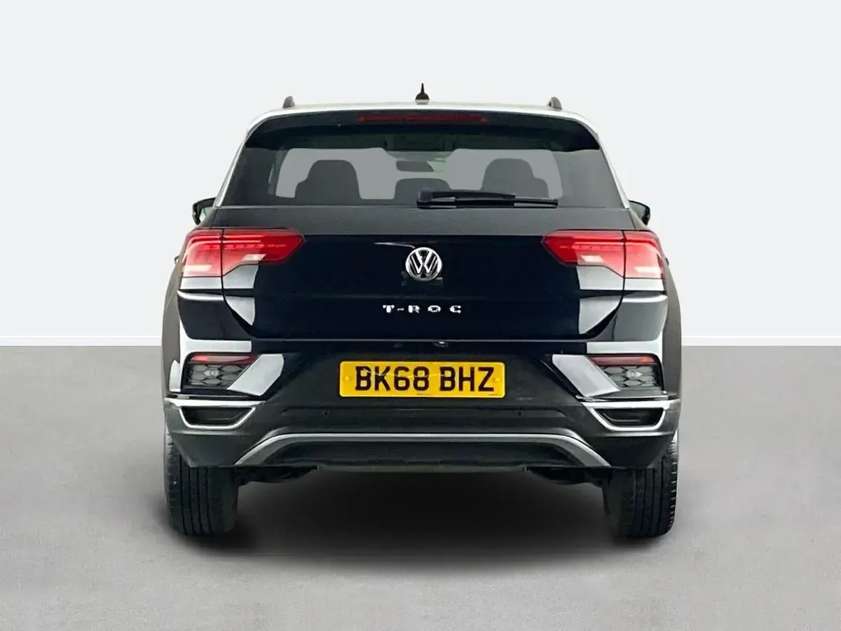 Usado VW T-Roc Design 150 HP (110 kW) 2018 Preto SUV