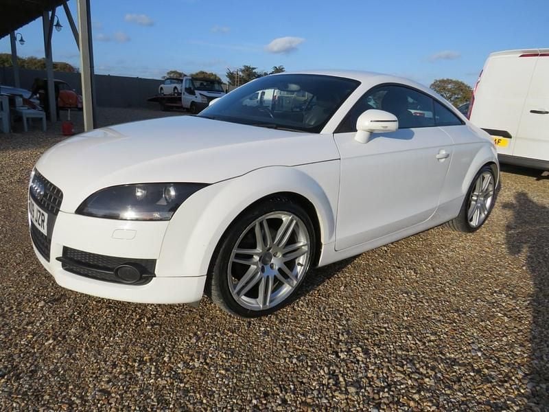 Used Audi TT 170 HP (125 kW) 2009 White Coupe