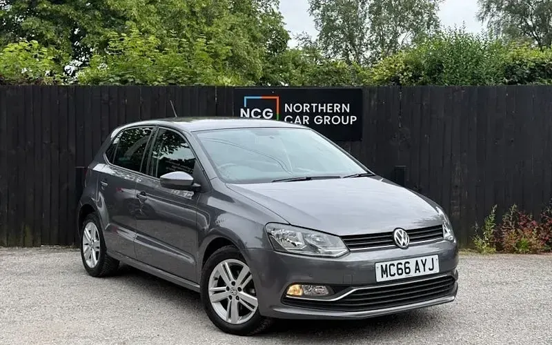 Used VW Polo Match 60 HP (44 kW) 2016 Hatchback