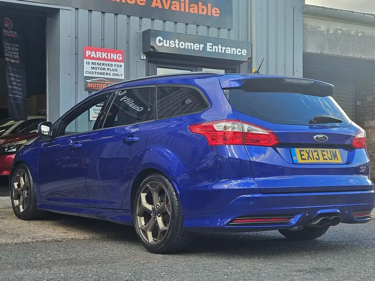 Used Ford Focus ST 250 HP (183 kW) 2013 Blue Estate