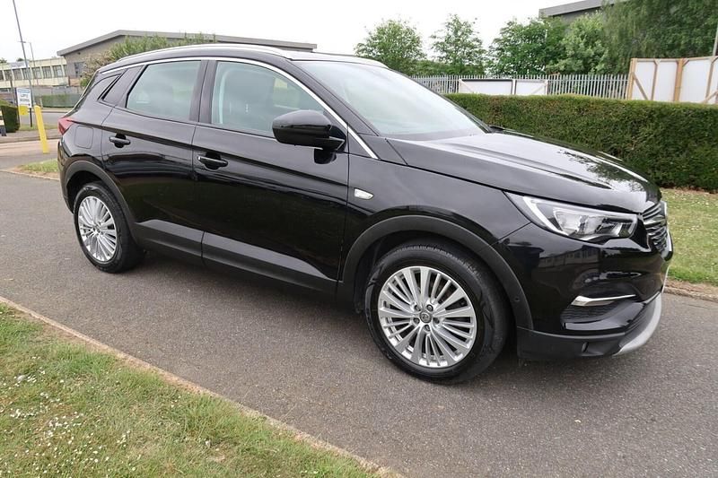 Black Used 2019 Vauxhall Grandland X Business Edition SUV | £8,250 (Good price) - Image 1/4