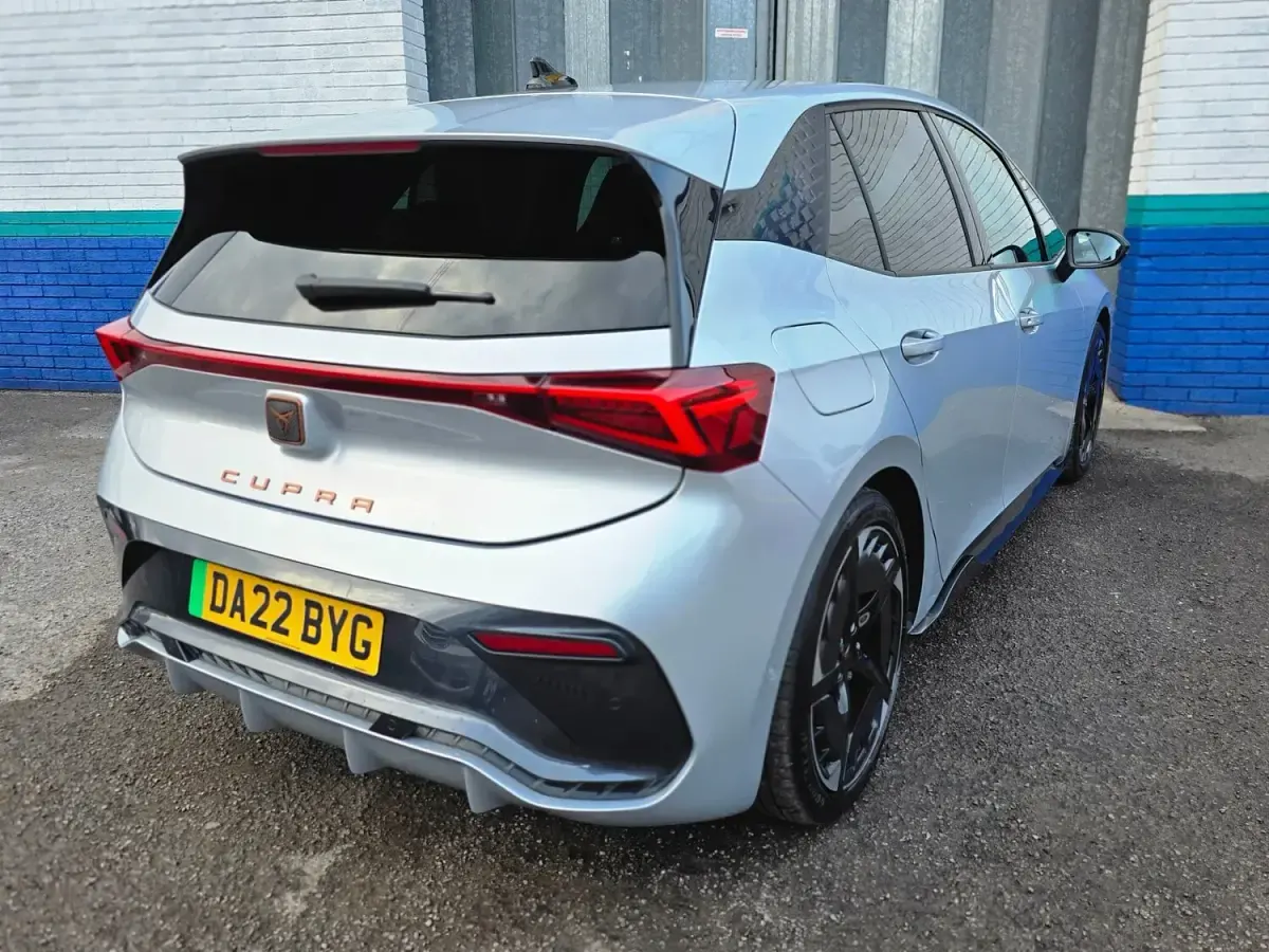 Used Cupra Born e-Boost 169 kW (231 HP) 2022 Silver Hatchback