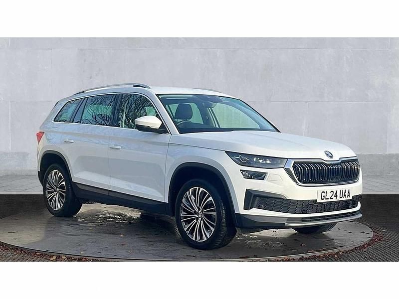 White Used 2024 Skoda Kodiaq SE L Executive SUV | £27,650 (Good price) - Image 1/4