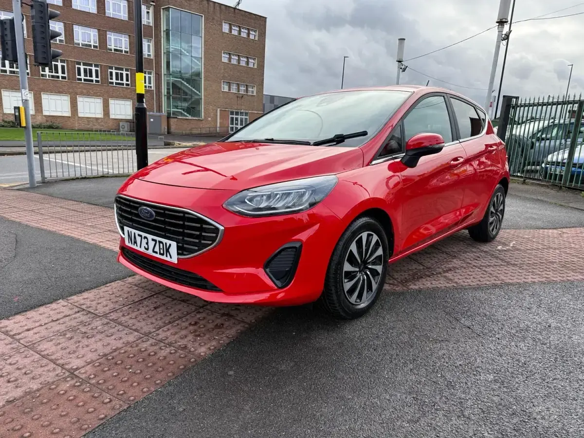 Used Ford Fiesta Titanium 125 HP (91 kW) 2023 Red Hatchback