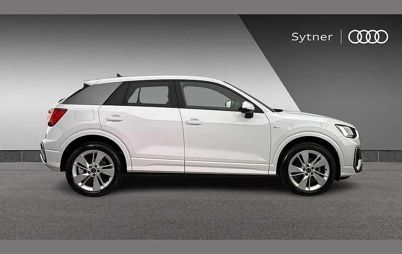 New Audi Q2 S-Line 147 HP (108 kW) 2026 White SUV