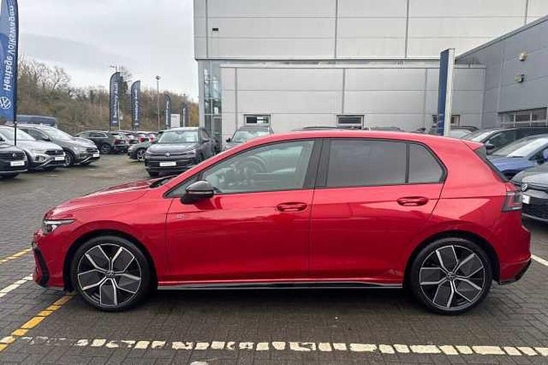 Used VW Golf VIII 150 HP (110 kW) 2025