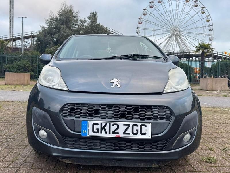 Used Peugeot 107 Active 68 HP (50 kW) 2012 Grey Hatchback