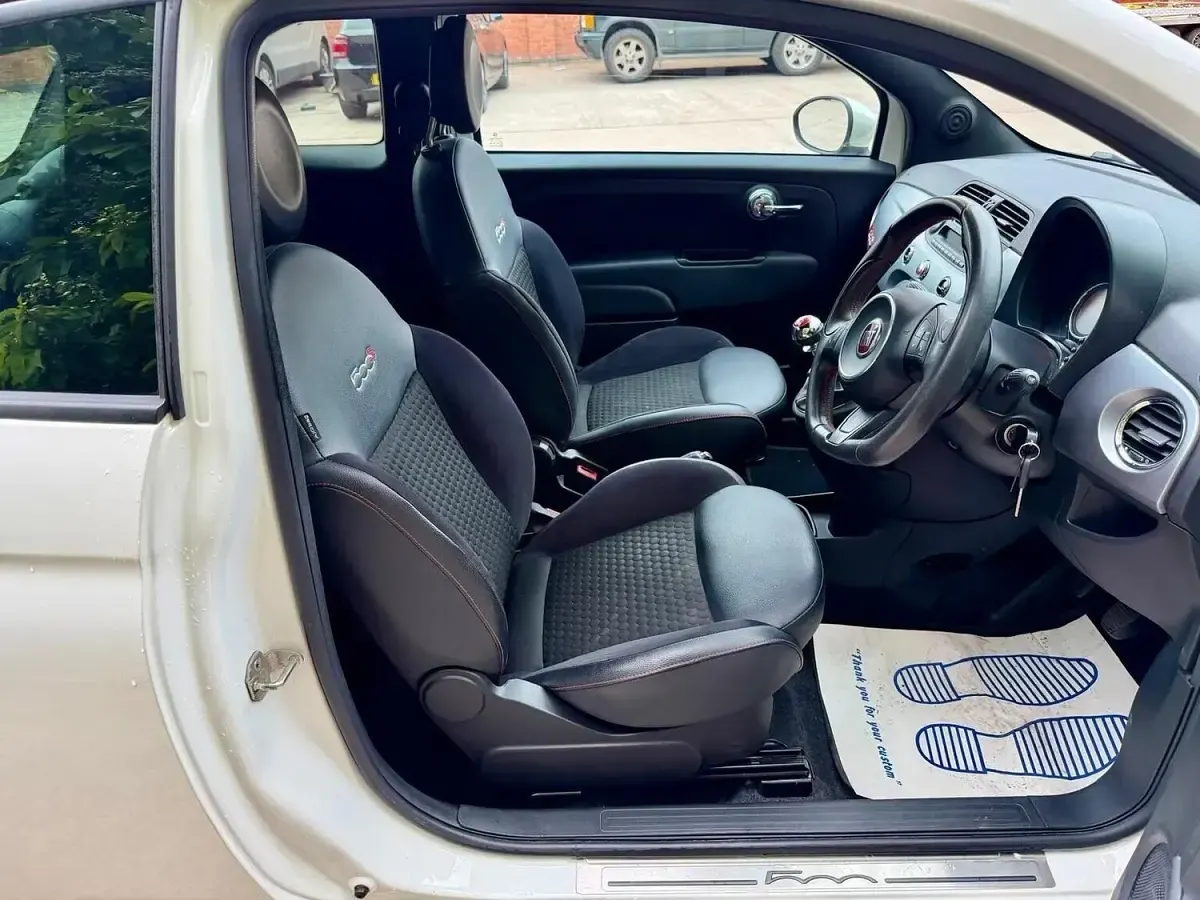 Used Fiat 500 S 69 HP (50 kW) 2013 White Hatchback