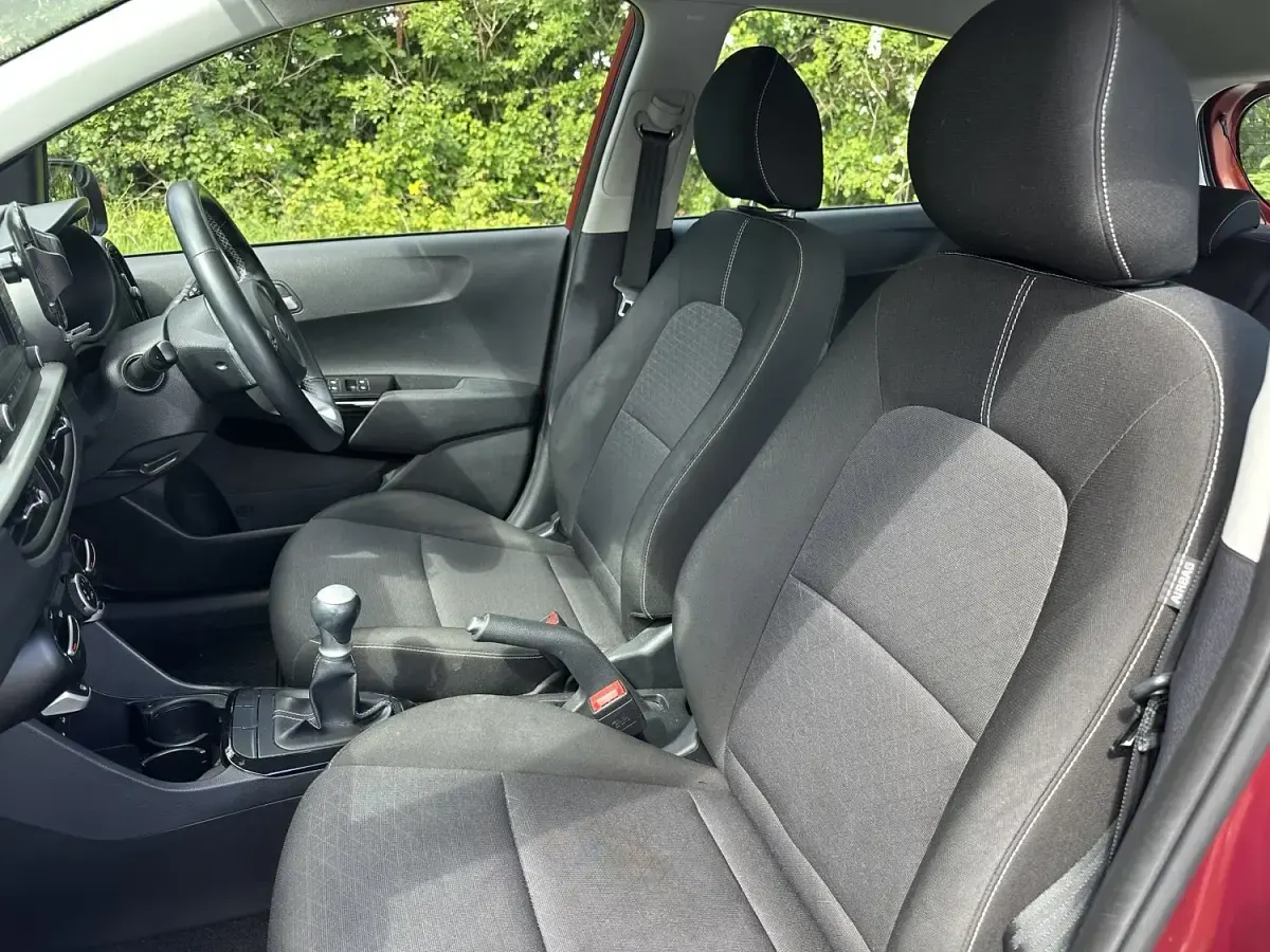 Used Kia Picanto 83 HP (61 kW) 2018 Orange Hatchback