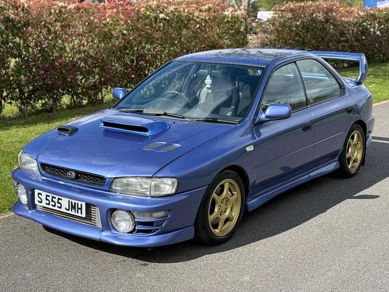 Begagnad Subaru Impreza 1998 Blå Sedan