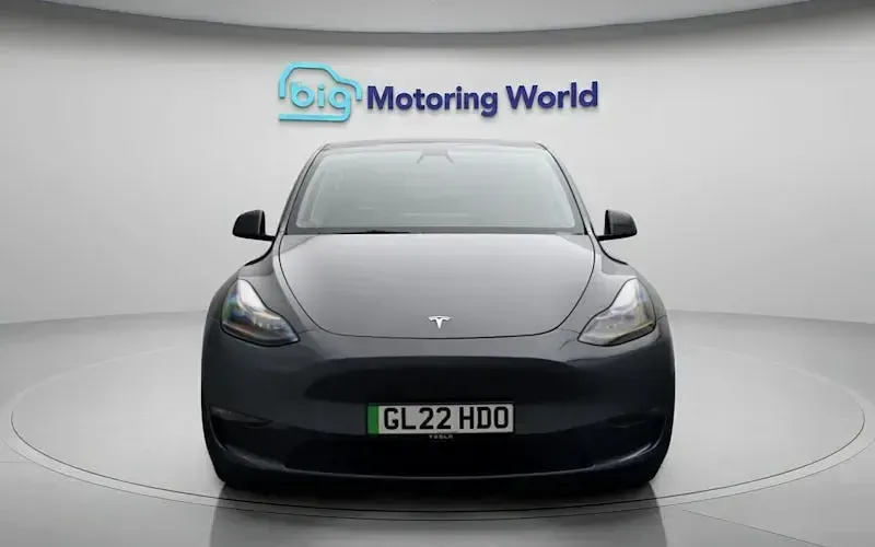 Used Tesla Model Y Long Range AWD 286 kW (389 HP) 2025 SUV