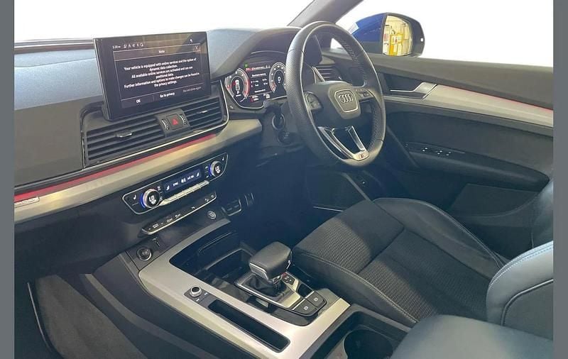 Used Audi Q5 S-Line 200 HP (147 kW) 2023 Blue SUV