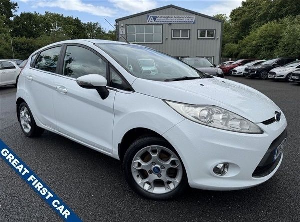 White Used 2012 Ford Fiesta Zetec Hatchback | £4,999 (A bit pricey) - Image 1/1