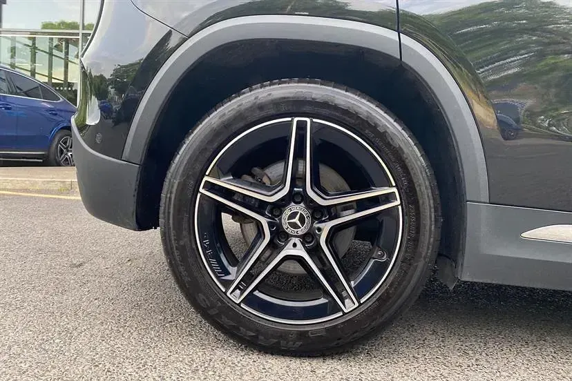 Usado Mercedes GLA220 Executive 190 HP (139 kW) 2023 Preto SUV
