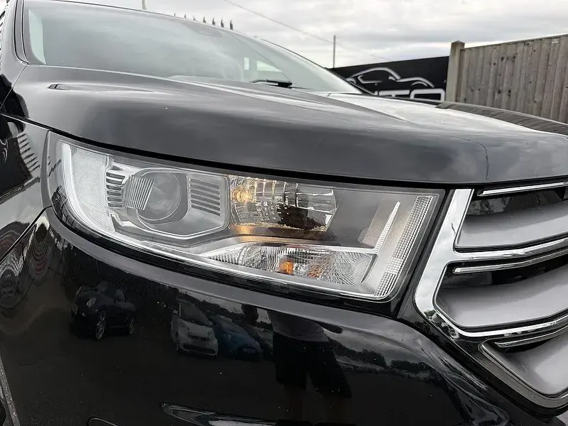 Used Ford Edge Titanium 180 HP (132 kW) 2016 Black SUV