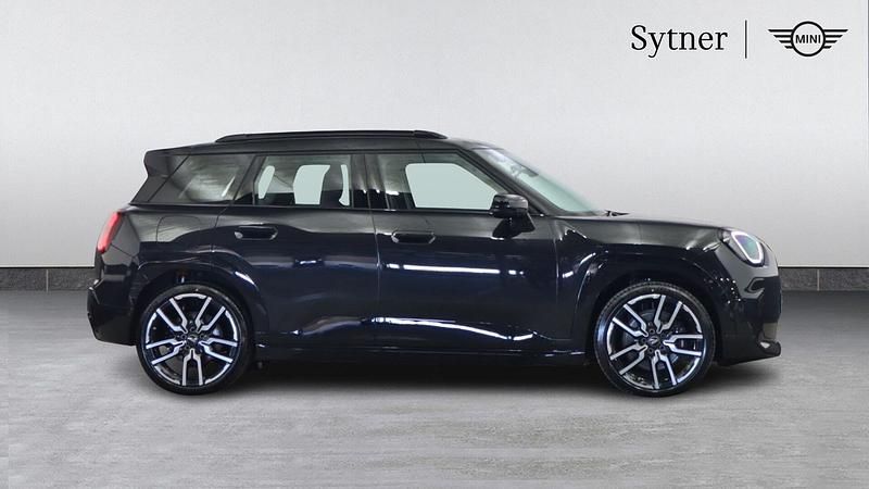 Używany Mini Aceman 133 kW (181 KM) 2025 Czarny SUV