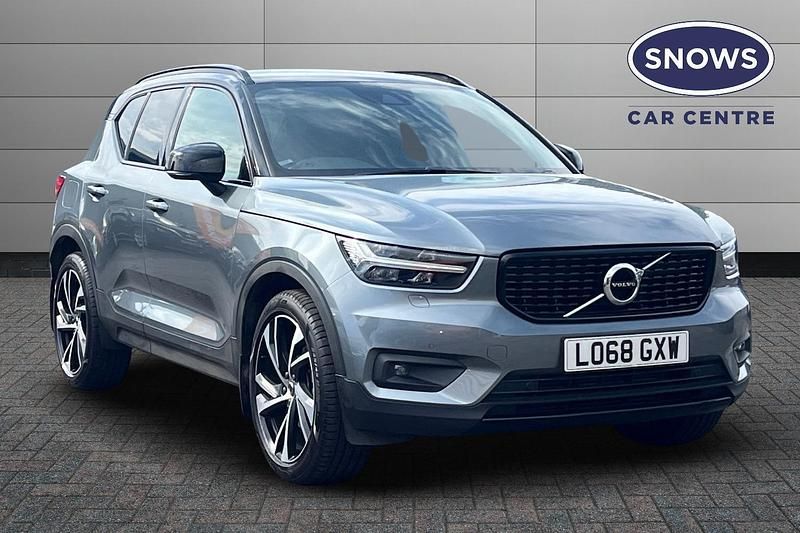 Grey Used 2018 Volvo XC40 R-Design Pro SUV | £21,071 (Fair price) - Image 1/4