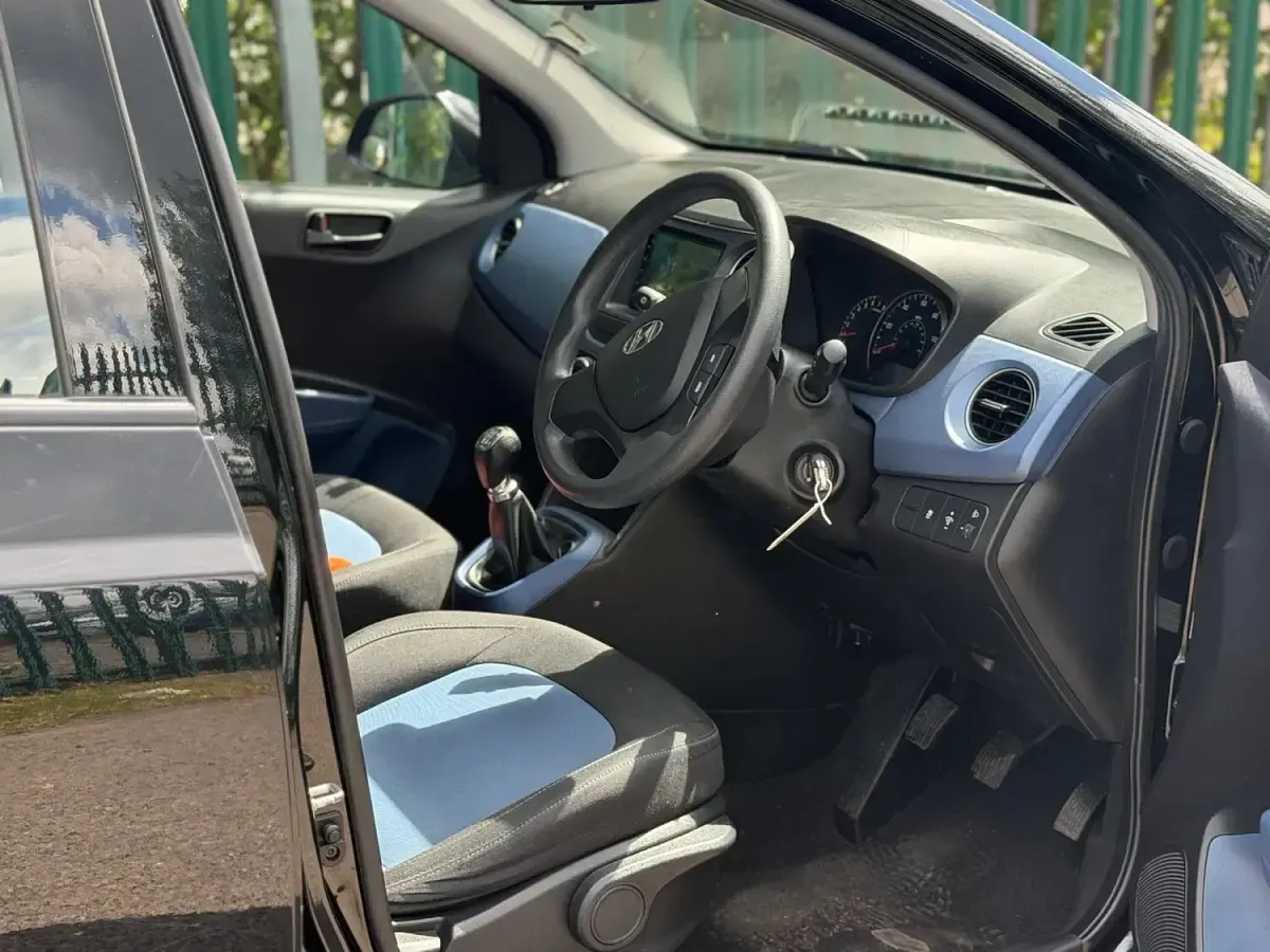 Used Hyundai i10 SE 2014 Black Hatchback