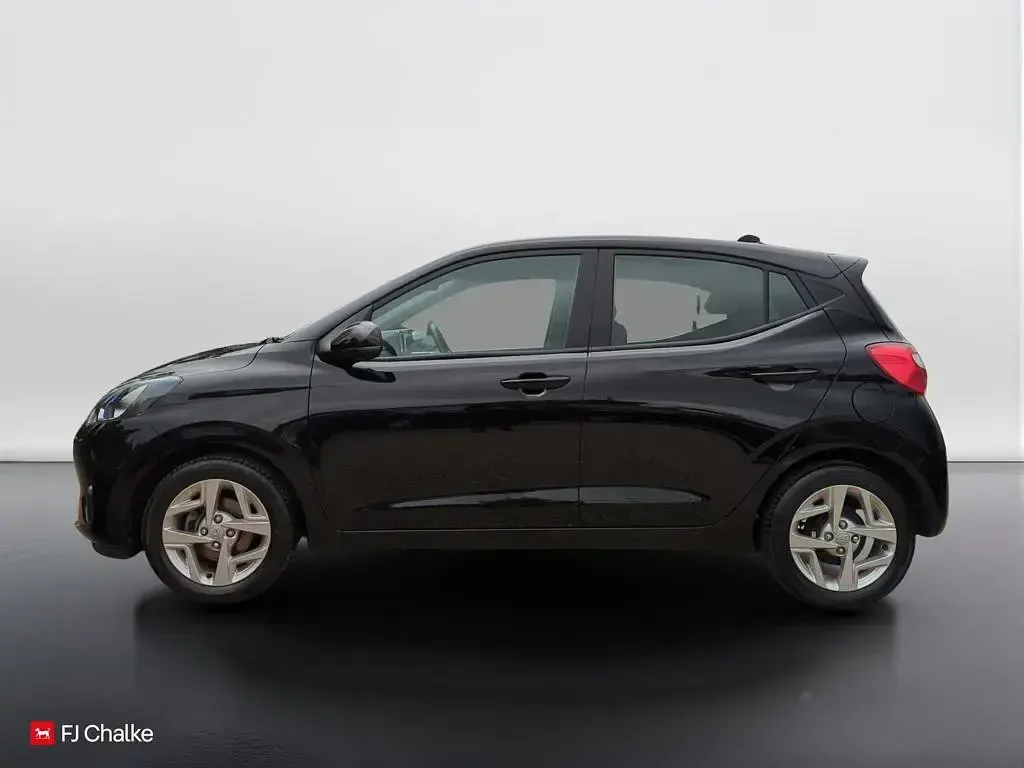 Used Hyundai i10 SE 84 HP (61 kW) 2022 Black Hatchback
