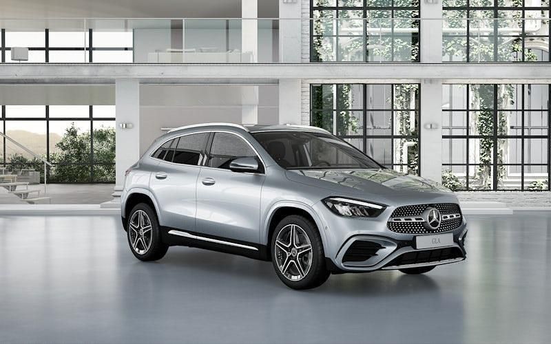New 2025 Mercedes GLA200 Executive SUV | £41,695 (Expensive) - Image 1/4