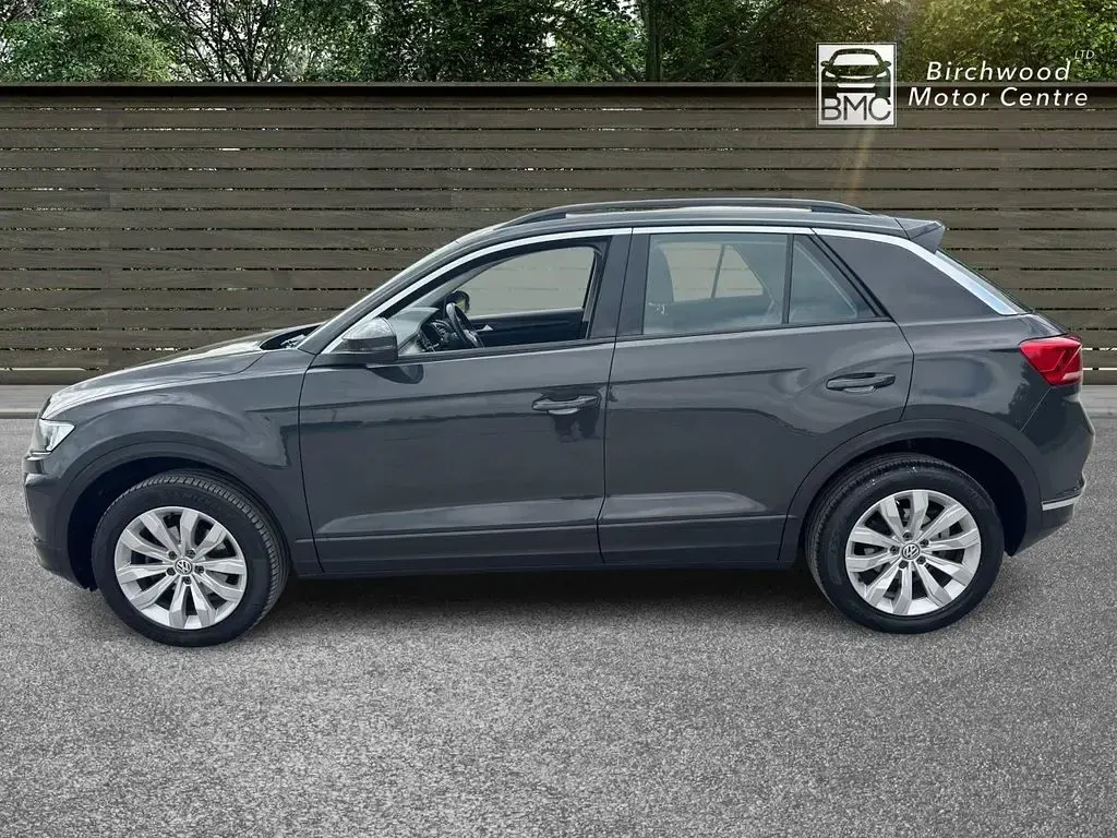 Used VW T-Roc SE 115 HP (84 kW) 2019 Grey SUV