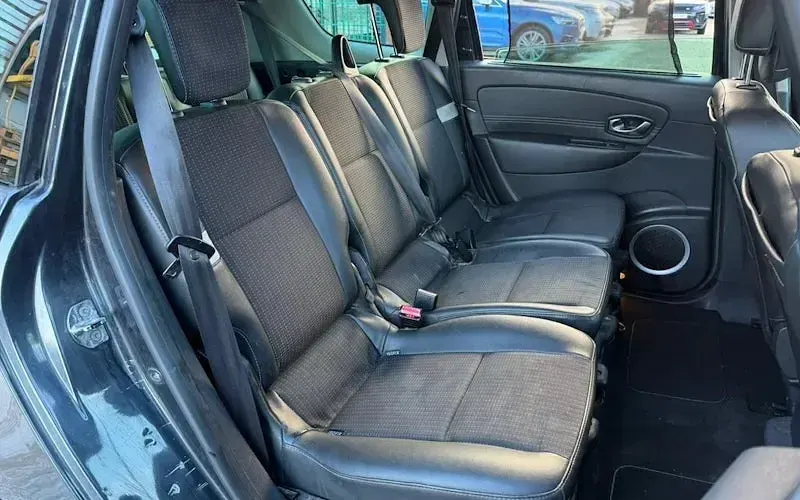 Used Ford C-MAX Titanium 140 HP (102 kW) 2011 Black MPV