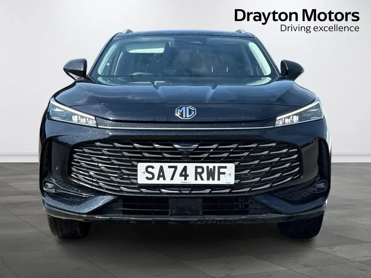 Begagnad MG HS Trophy 170 HK (125 kW) 2024 Svart SUV