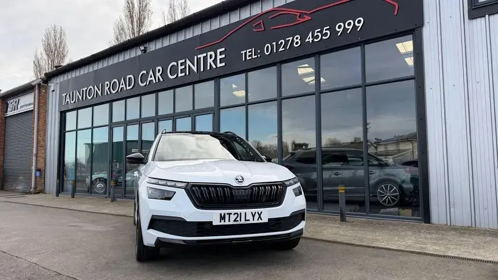 Usado Skoda 110 R Monte Carlo 2021 Blanco Utilitario
