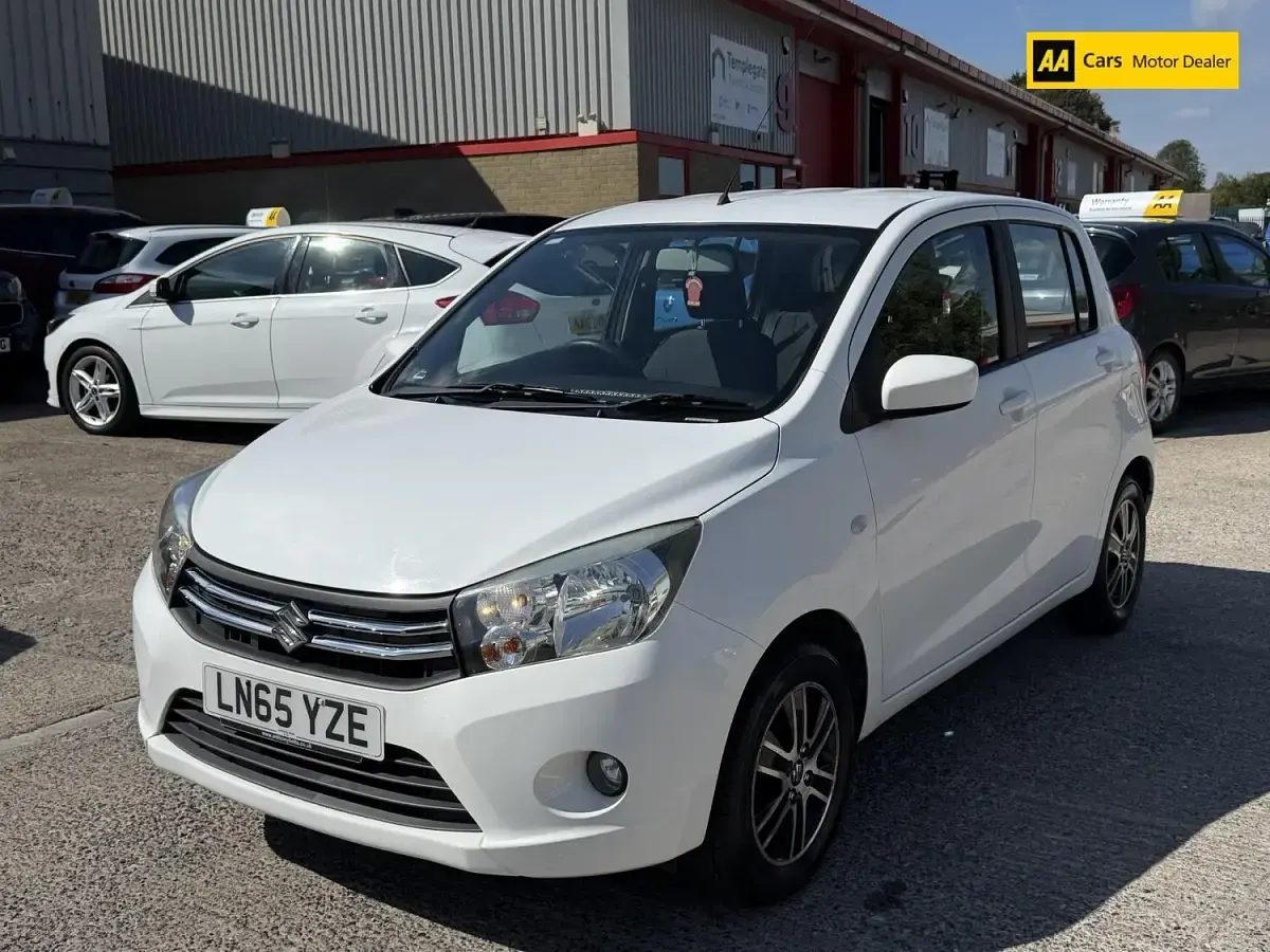 Used Suzuki Celerio SZ4 68 HP (50 kW) 2015 White Hatchback