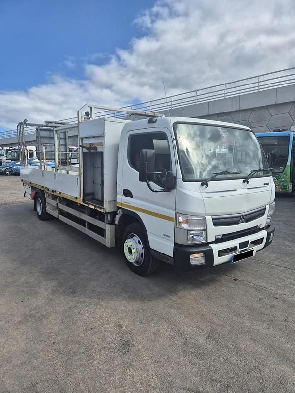 White Used 2019 Mitsubishi Canter | £7,750 - Image 1/1
