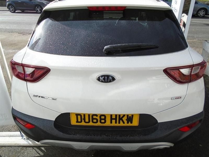 Used Kia Stonic 2018 White SUV